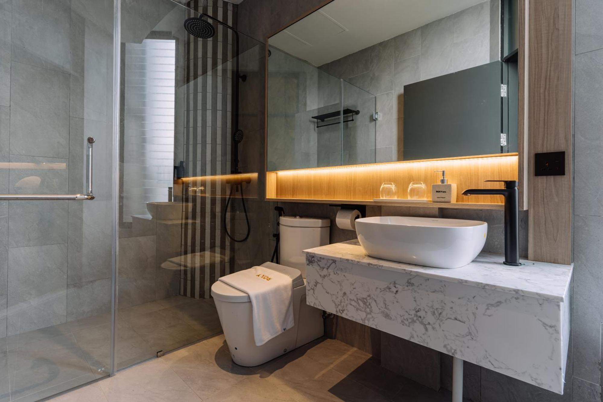 Impiana By Roxy Hotel Kuching Ngoại thất bức ảnh