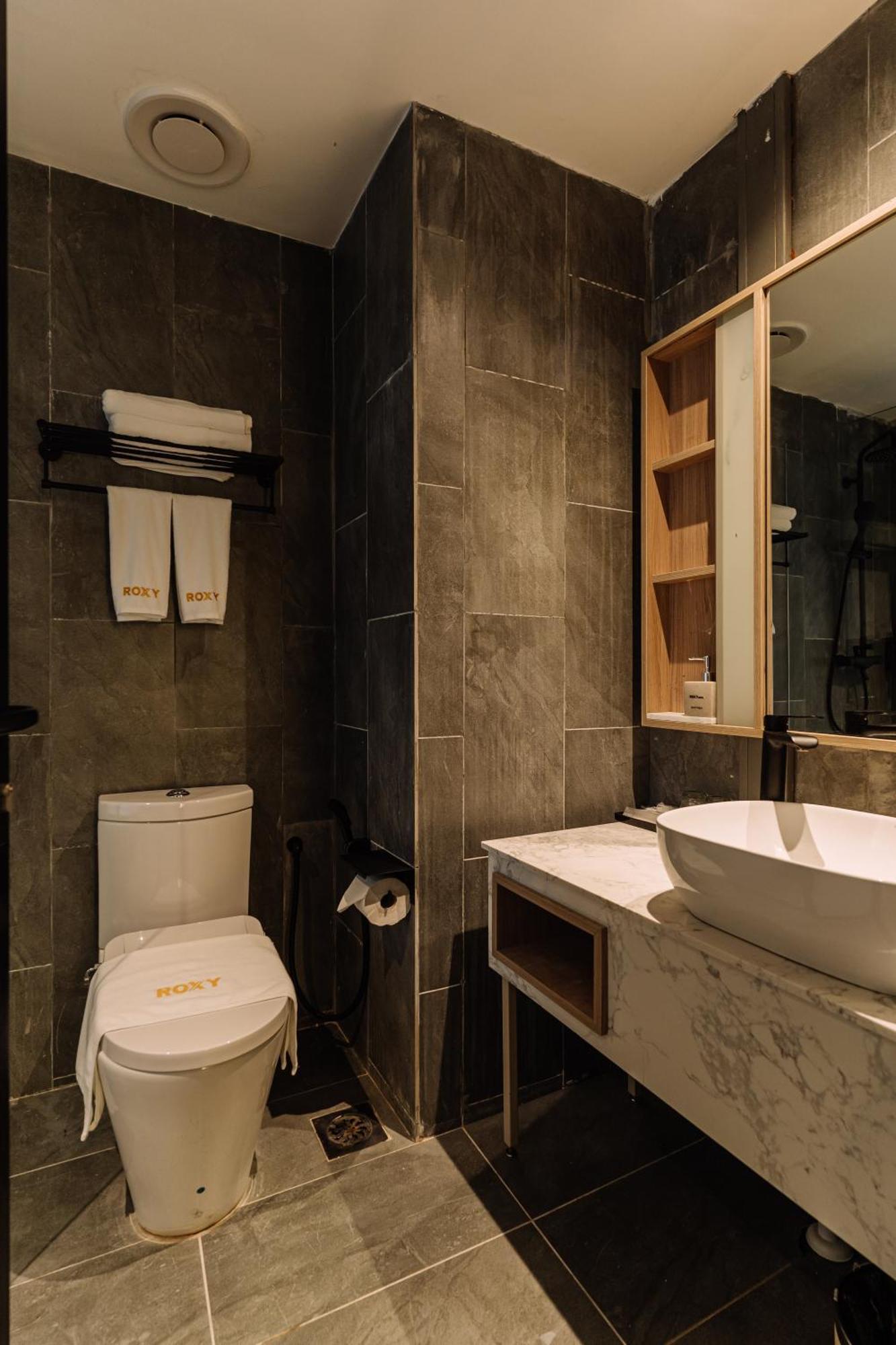 Impiana By Roxy Hotel Kuching Ngoại thất bức ảnh